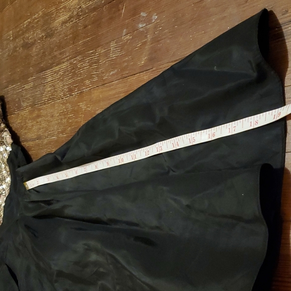 CLOSET CLOSING 7/31 Gold and Black Violet Chachki Dress - Picture 12 of 14